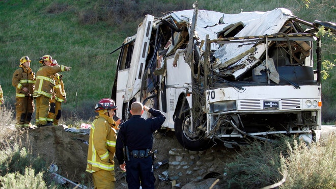 Tour Bus Crash2.jpg